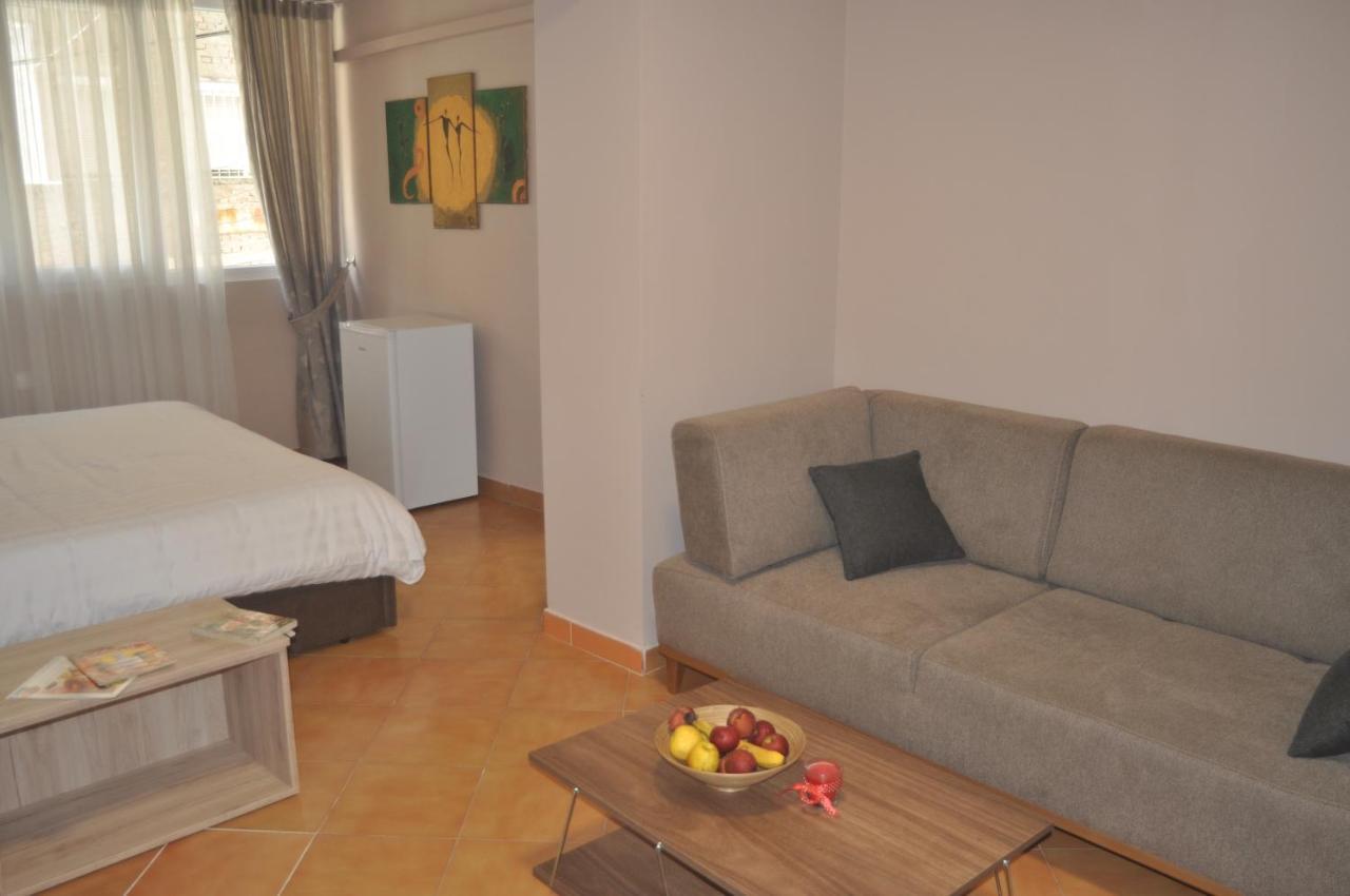 Bliri Myslym Shyri Apartament