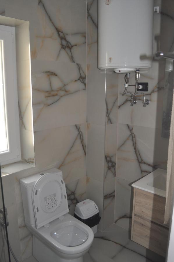 Bliri Myslym Shyri Apartament